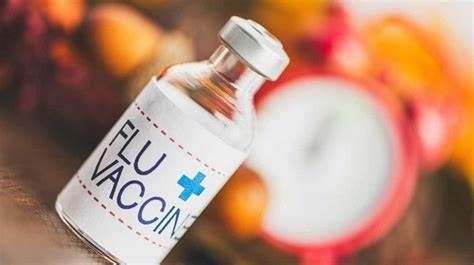 對(duì)抗冠狀病毒的過程中,，抗病毒藥物和疫苗一樣重要